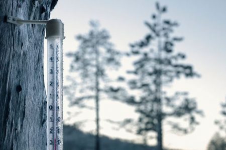 METEO//Revin ninsorile și frigul