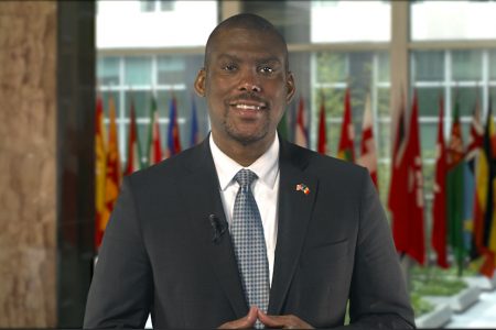 Ex-ambasadorul SUA în R. Moldova, Dereck Hogan, revine la Chișinău într-o vizită oficială