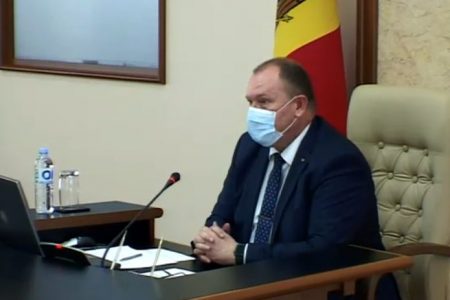 Ciocoi îi contrazice pe cei de la CEC: „Nu există limitare pentru a deschide orice număr de secții de vot în afara țării”