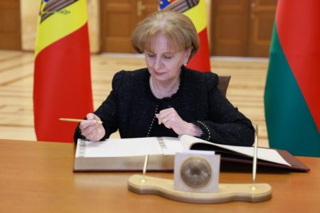 Greceanîi anunță că Socialiștii vor prezenta o nouă lege cu privire la funcționarea limbilor în Moldova