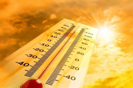Codul roșu de caniculă a intrat în vigoare. Ne așteaptă temperaturi până la +40 de grade Celsius