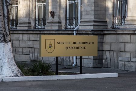 DOC/ SIS solicită blocarea a două site-uri: „Promovează informații ce incită la ură și război”