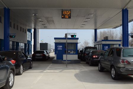 Ucrainenii achită din nou vinieta, la intrare în Republica Moldova