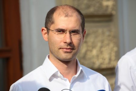 Tofilat: „Tariful de energie electrică ar trebui mărit pentru a evita o criză”