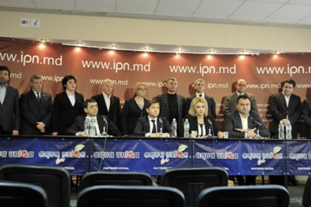 Procurorii cer 30 de zile arest pentru cei 5 deputați reținuți zilele trecute