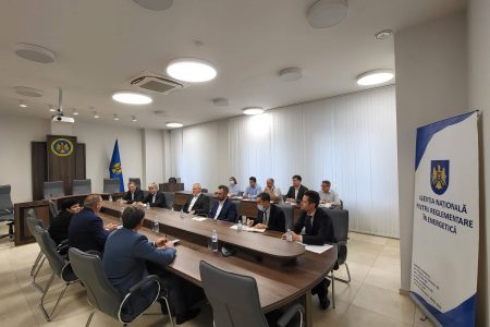 Reprezentanții ANRE R. Moldova și ANRE România s-au întâlnit într-o ședință de lucru. Ce subiecte au abordat