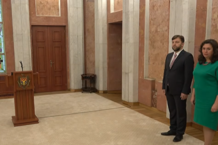 VIDEO/ Dumitru Alaiba și Rodica Iordanov au depus jurământul de investire în noile funcții