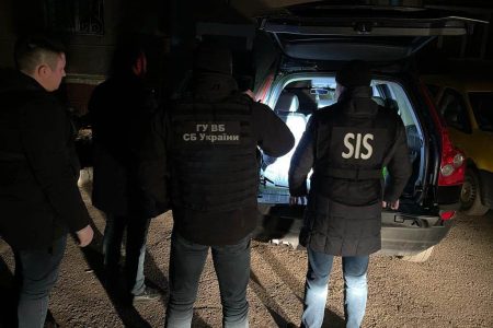 Grup infracțional care facilita tranzitarea ilegală a țării noastre de către bărbați din Ucraina, destructurat de oamenii legii