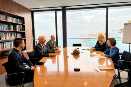 Maia Sandu s-a întâlnit cu Profesorul Klaus Schwab, președintele executiv al Forumului Economic Mondial. Ce subiecte au abordat