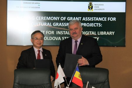 FOTO/ La Universitatea de Stat din Moldova va fi creată o bibliotecă digitală, proiect finanțat de către Guvernul Japoniei