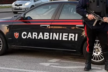 Un tânăr din Moldova, arestat în Italia după ce a încercat să jefuiască un copil pe stradă
