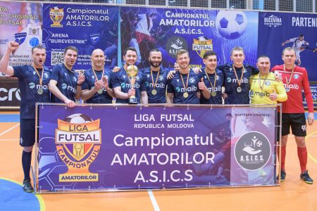FOTO/ Campionatul de futsal destinat amatorilor și-a desemnat laureații