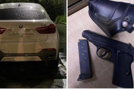 Un pistol pneumatic, depistat de vameși într-un mijloc de transport ce se deplasa spre România