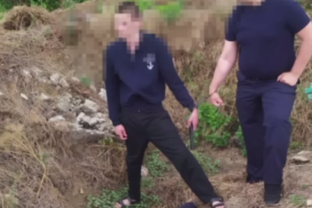 VIDEO/ Un tânăr din Sângerei a fost reținut, după ce și-a ucis consăteanul și l-a îngropat