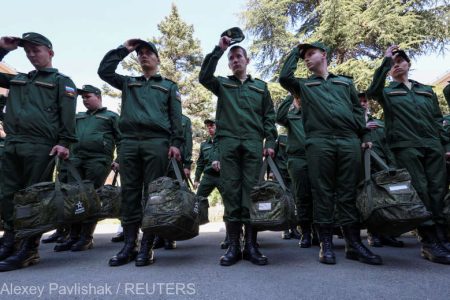 Rusia creşte limita de vârstă pentru serviciul militar obligatoriu