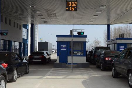 Peste 15 000 de traversări ale frontierei Republicii Moldova de către cetățenii Ucrainei, în ultimele 24 de ore