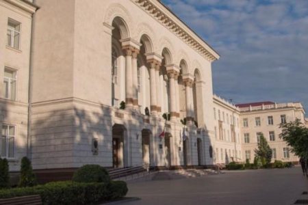Condamnat la 12 ani de închisoare pentru omorul amicului de pahar
