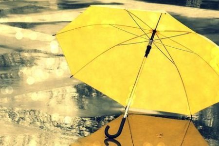 Ploi cu descărcări electrice se aşteaptă, astăzi, în centrul şi sudul Republicii Moldova