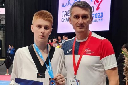Luptătorul de taekwondo Artiom Roșca a cucerit medalia de bronz la Europenele de tineret