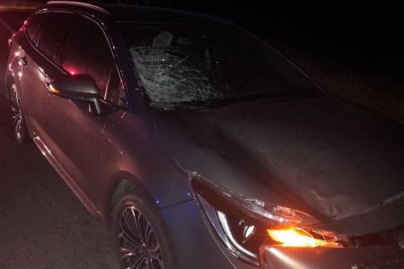 Un copil de 13 ani, care traversa strada neregulamentar, a murit, după ce a fost lovit de o mașină