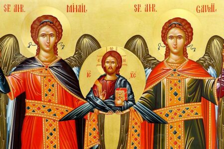 Creştinii ortodocși de stil vechi îi cinstesc pe Sfinţii Arhangheli Mihail şi Gavriil