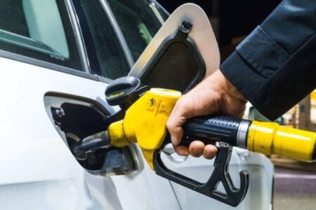 Motorina și benzina se ieftinesc. Deja un pic mai semnificativ