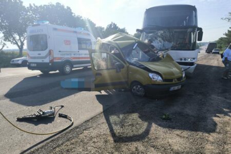 Accident grav la Rîșcani. Două persoane, soț și soție, au murit