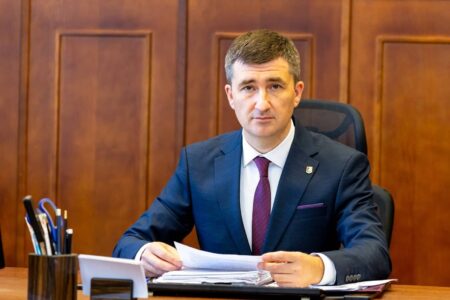Munteanu: „Investigațiile privind finanțarea ilegală a unor partide politice continuă, iar una dintre cauzele penale este aproape de finalizare”