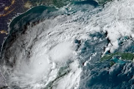 Florida se pregătește de venirea uraganului Milton