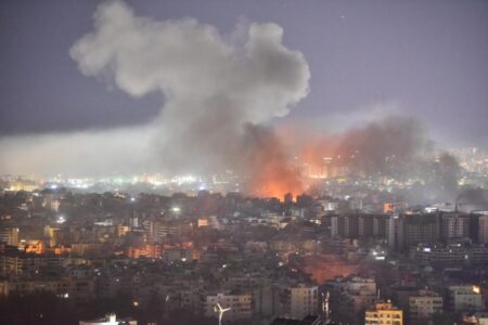 Israelul a bombardat centrul Beirutului. Cel puțin șase persoane au murit