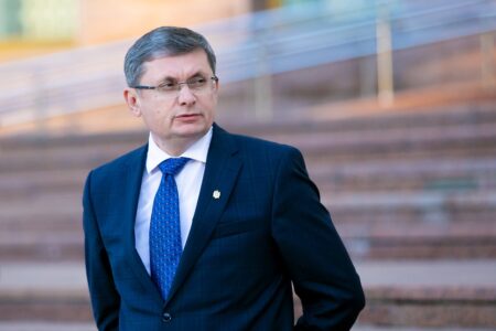 Grosu: „După alegerile prezidențiale ar putea urma noi remanieri guvernamentale”