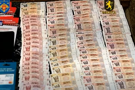 VIDEO/ Trei lideri teritoriali, reținuți pentru finanțare ilegală și corupere electorală