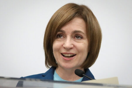 Reuters, după victoria în alegeri: „A accelerat eforturile națiunii de a ieși de pe orbita Moscovei și de a adera la Uniunea Europeană”