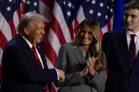 Donald Trump câștigă alegerile din SUA cu 279 de voturi