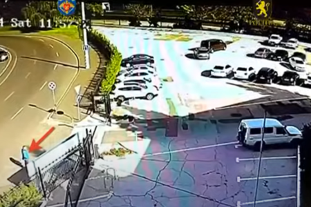 VIDEO/ Incendierea mașinilor de poliție și CEC: Încă un suspect reținut