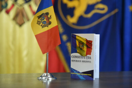 Integrarea europeană devine parte a Constituției