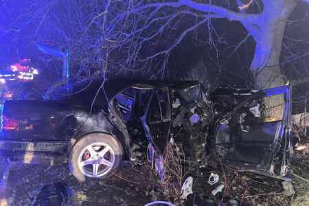 Grav accident în nordul țării. Doi tineri au murit