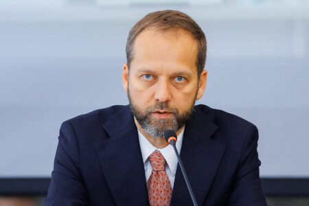 Janis Mazeiks, nemulțumit de modul în care partidul de la guvernare se comportă în raport cu opoziția parlamentară