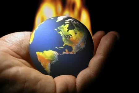 Experți: Pământul a înregistrat cel mai cald an din istorie în 2024