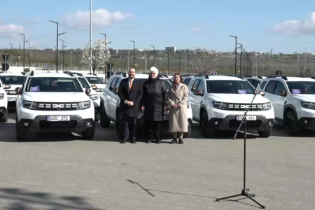 55 de automobile noi, donate pentru extinderea serviciilor sociale