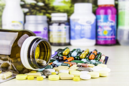Vindeau ilegal suplimente alimentare